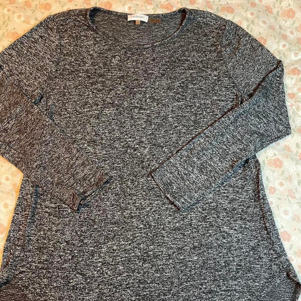 Calvin Klein Gray Marled Knit Long Sleeve Top Size‎ L 21" PTP 29" Length